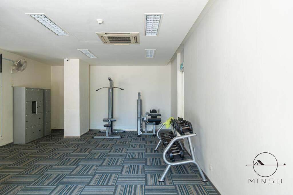 Kingsbay A #seaview #woodenstyle #4pax Apartemen