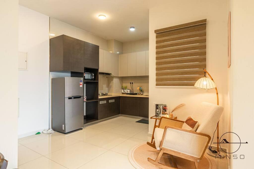 Apartemen Kingsbay A #seaview #woodenstyle #4pax *