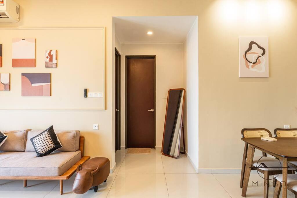 Apartemen Kingsbay A #seaview #woodenstyle #4pax *